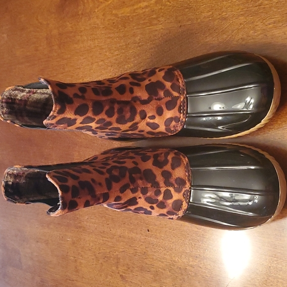 Duck Boot Size 8 Water Proof Non-Slip Sole New without Tags - Picture 6 of 7